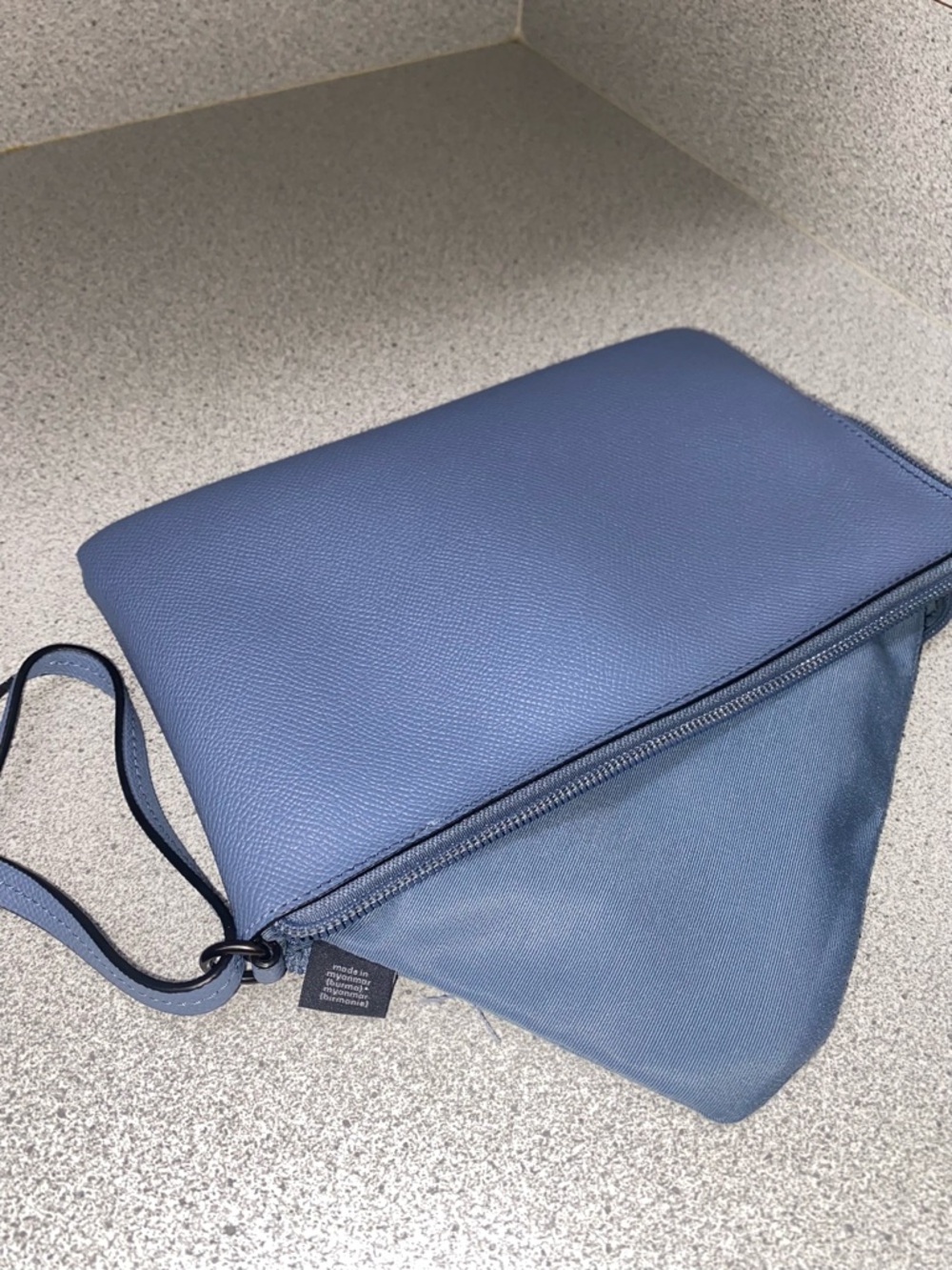 Coach Story Book Light Blue Leather Wristlet Pouch EUC - Picture 7 of 11